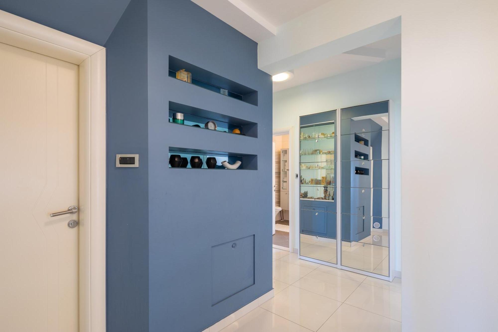 Brkic Apartments With Private Parking Макарска Екстериор снимка